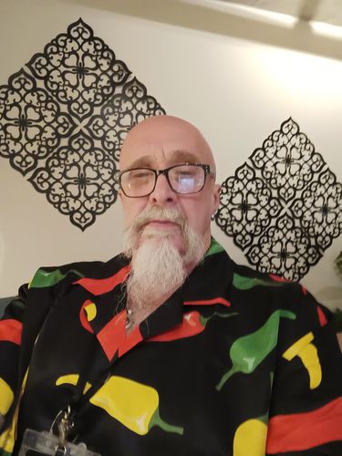 Customer photo review of Colorful Chili Peppers Pattern Print Men's Short Sleeve Shirt