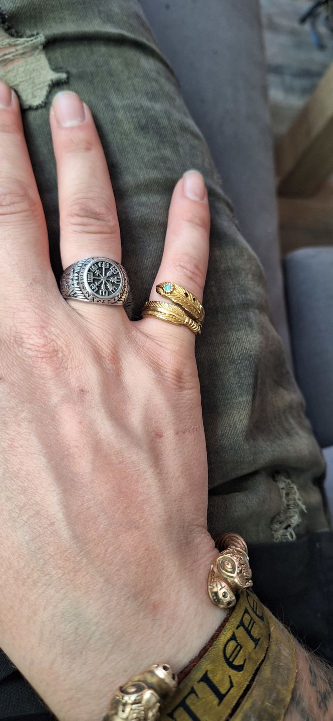 Customer photo review of Dodo. - Gold & Blue