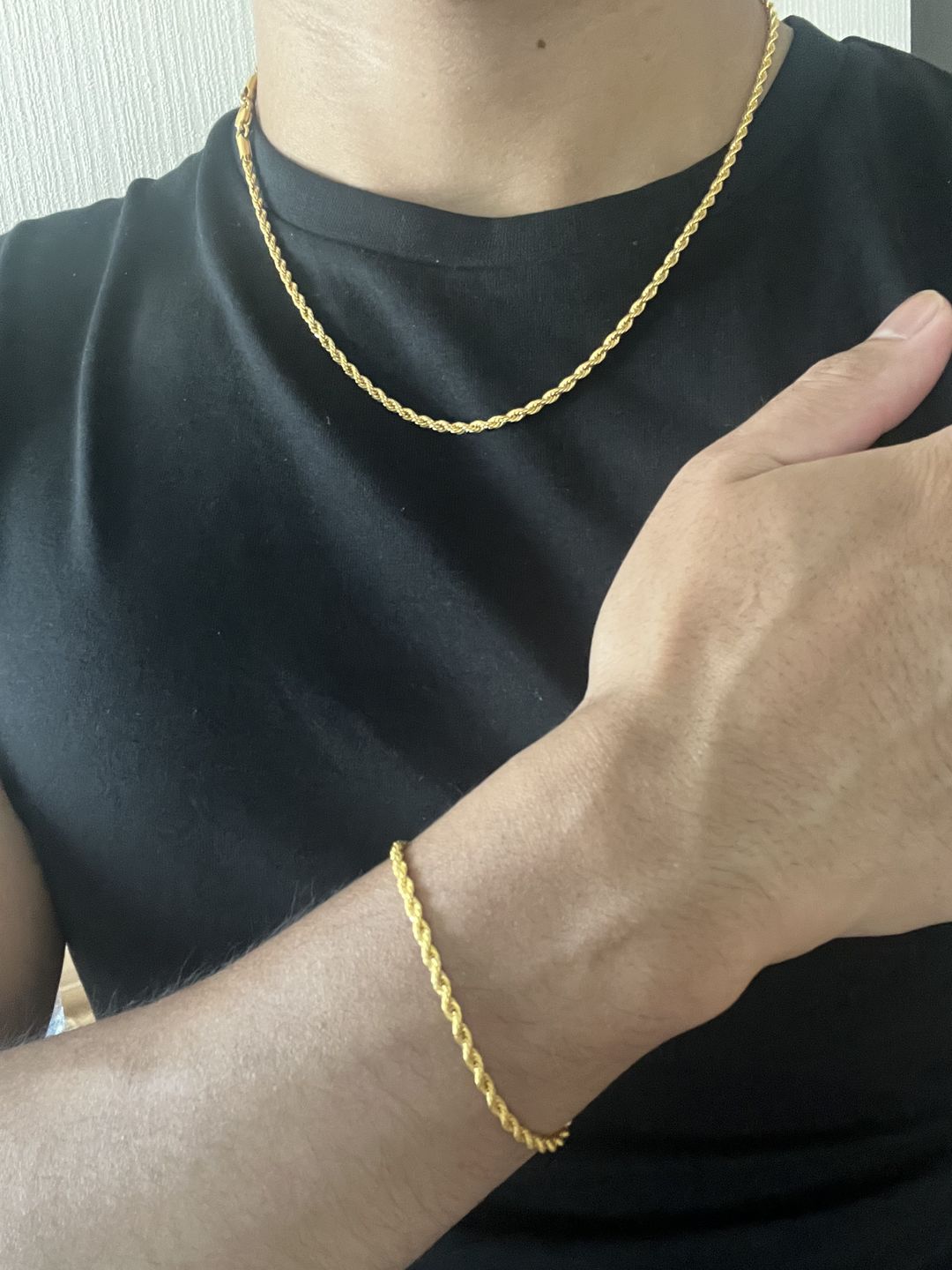 Customer photo review of CLEAN ROPE CHAIN. - 3MM 18K GOLD
