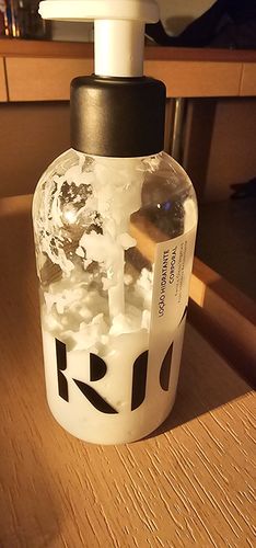 Customer photo review of Loção Hidratante Corporal - Brinde