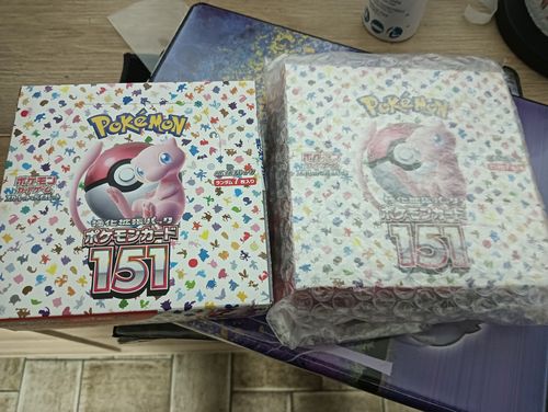 Customer photo review of Display Pokémon Scarlet & Violet SV2a Pokémon 151