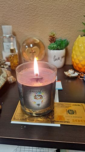 Customer photo review of Focused Af Manifestation Candle- Concentration• Discipline• Focus