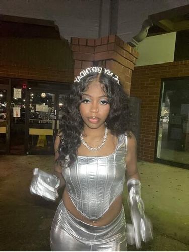 Customer photo review of Deep Wave Pre-Made Hairline 360 Lace Frontal Ponytail Wig