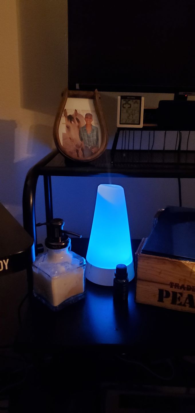 Customer photo review of Peruvian Palo Santo Essential Oil 100% Pure Wildcrafted