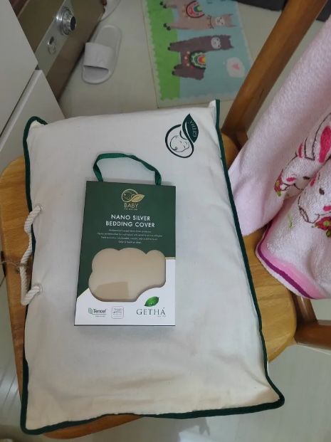 Customer photo review of Getha Baby Dimple Shoulder Latex Pillow Case - Tencel Nano Silver Fabric