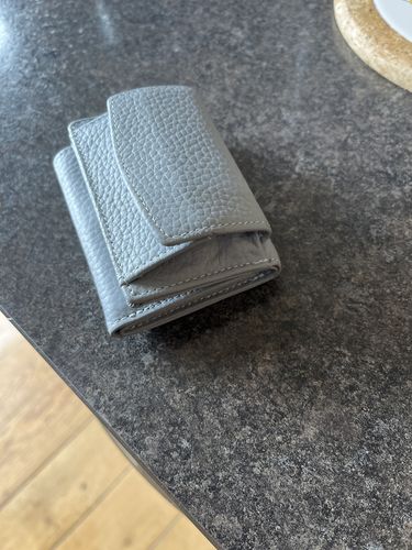 Customer photo review of Handmade RFID Soft Leather Purse