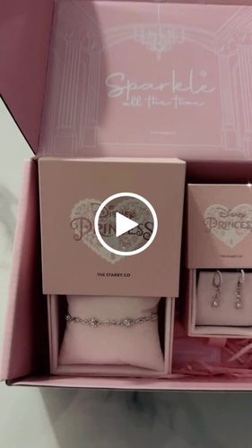 Customer video review of BELLE ROSE CASCADE HUGGIES