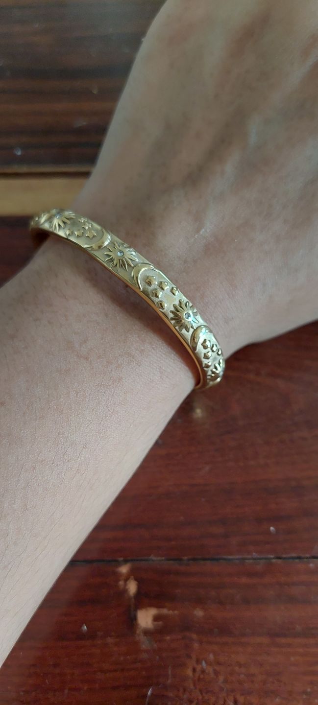 Customer photo review of Brazalete Astra