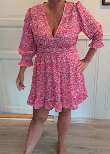 Customer photo review of Blumenkleid mit Puffärmeln