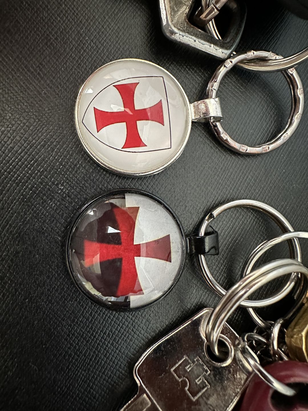 Customer photo review of Collier Symbole Templier