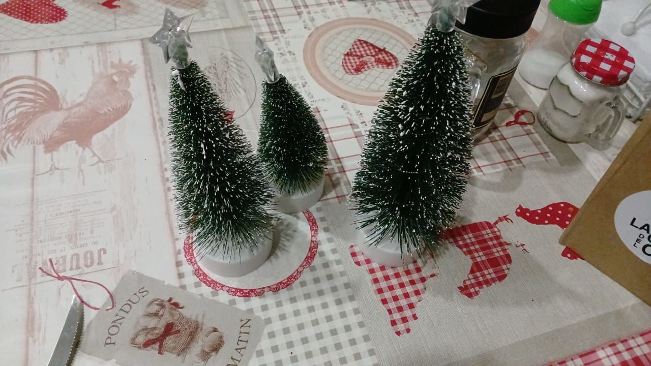 Customer photo review of Arboles de Navidad Pack de 3