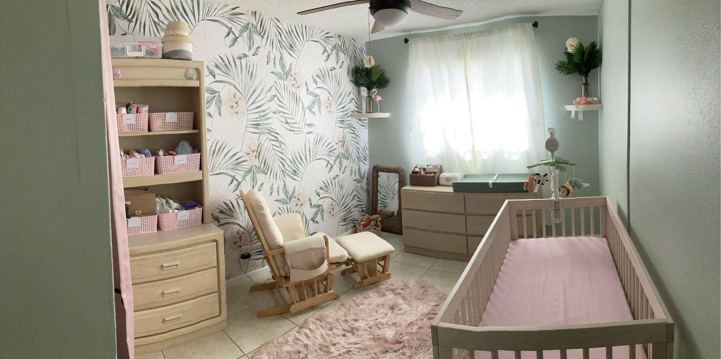 Customer photo review of Floral Tropical Monstera Leaves Wallpaper