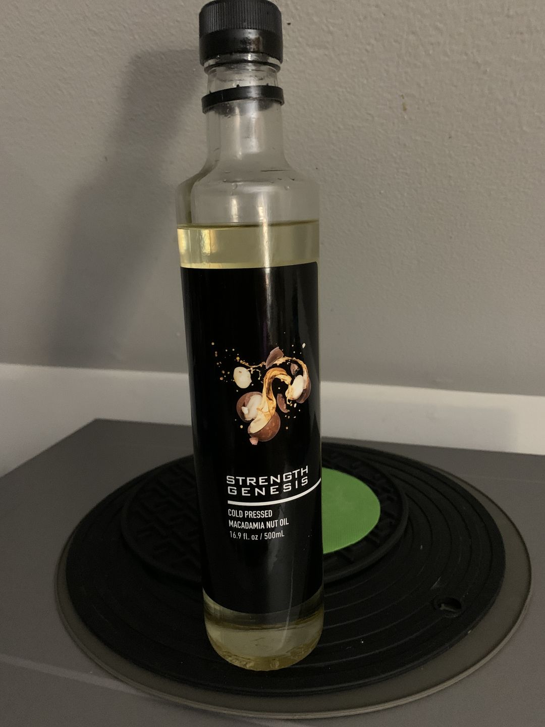 Customer photo review of Australian Extra Virgin Macadamia Nut Oil Cold Pressed (500ml Bottle)