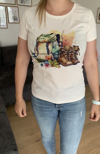 Customer photo review of WANDERRUCKSACK  - Damen Premium Organic Shirt