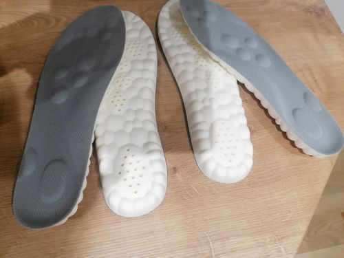 Customer photo review of Semelles orthopédiques NevoCloud - Adaptées à tout type de chaussure