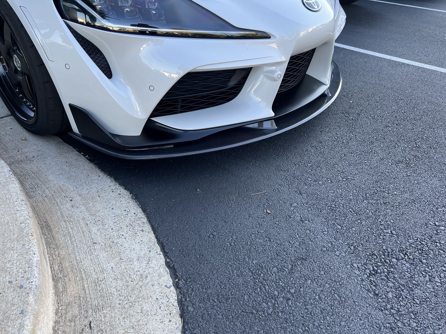 Customer photo review of 2020-Up Toyota Supra A90 Artisan Spirit Front Splitter Lip