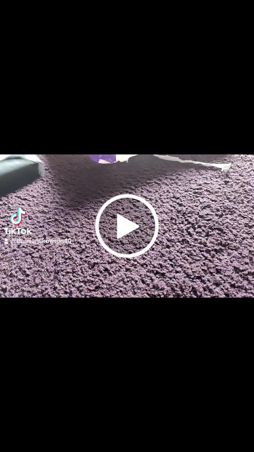 Customer video review of Carbon Fiber 3K matte Slim Wallet