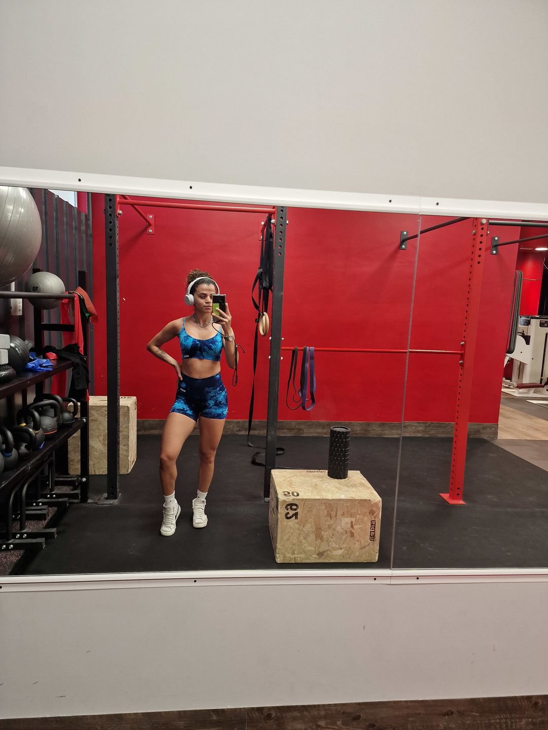 Customer photo review of Shorts Elements Acqua Turchese Blu