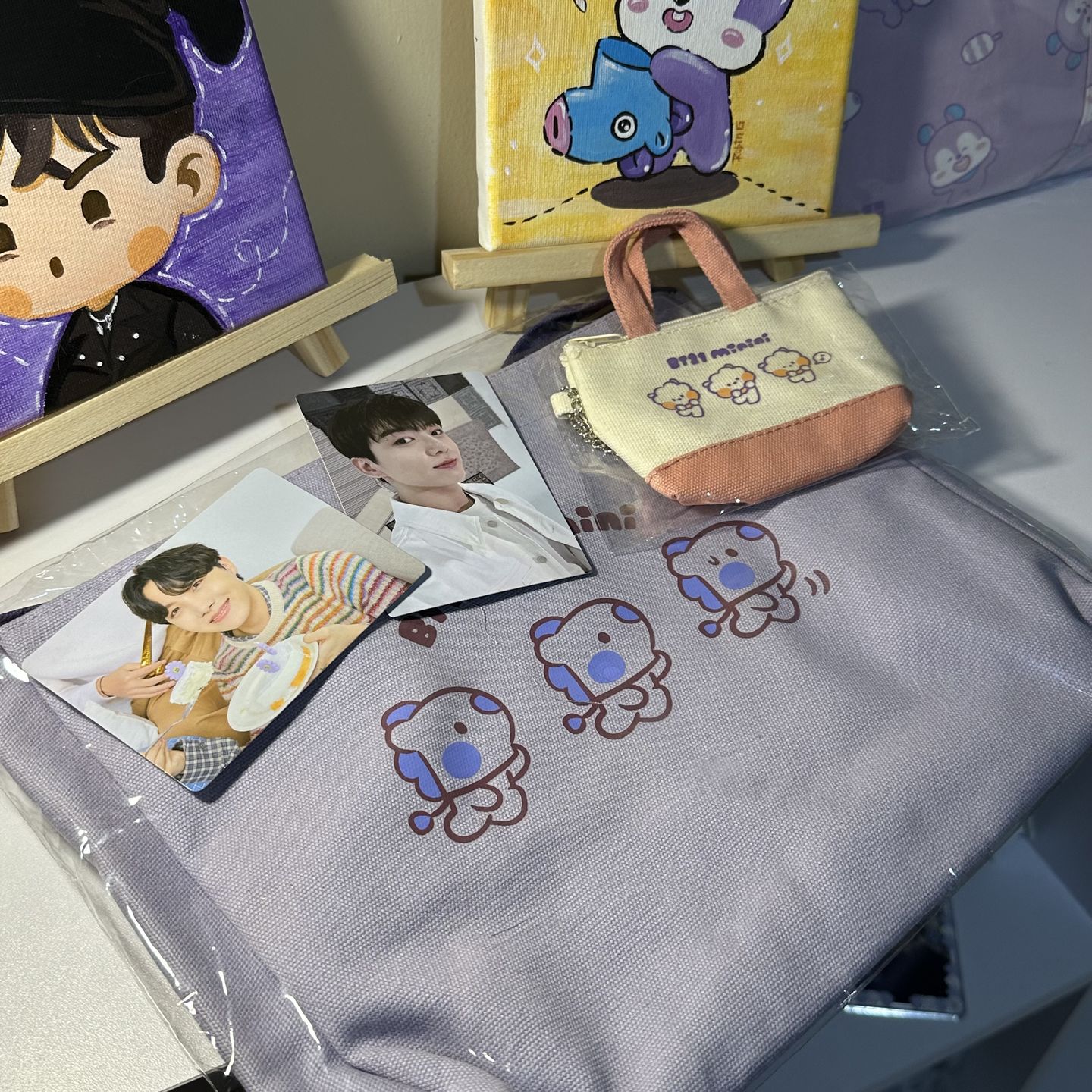 Customer photo review of BT21 MININI CANVAS BAG AND POUCH