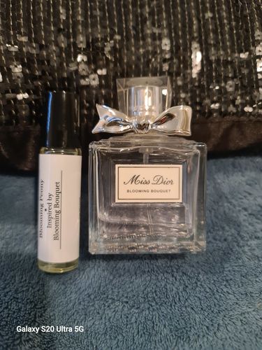 Customer photo review of BLOOMING PEONY PERFUME OIL