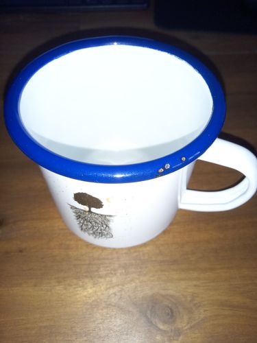 Customer photo review of Know your Roots  - Emaille Tasse