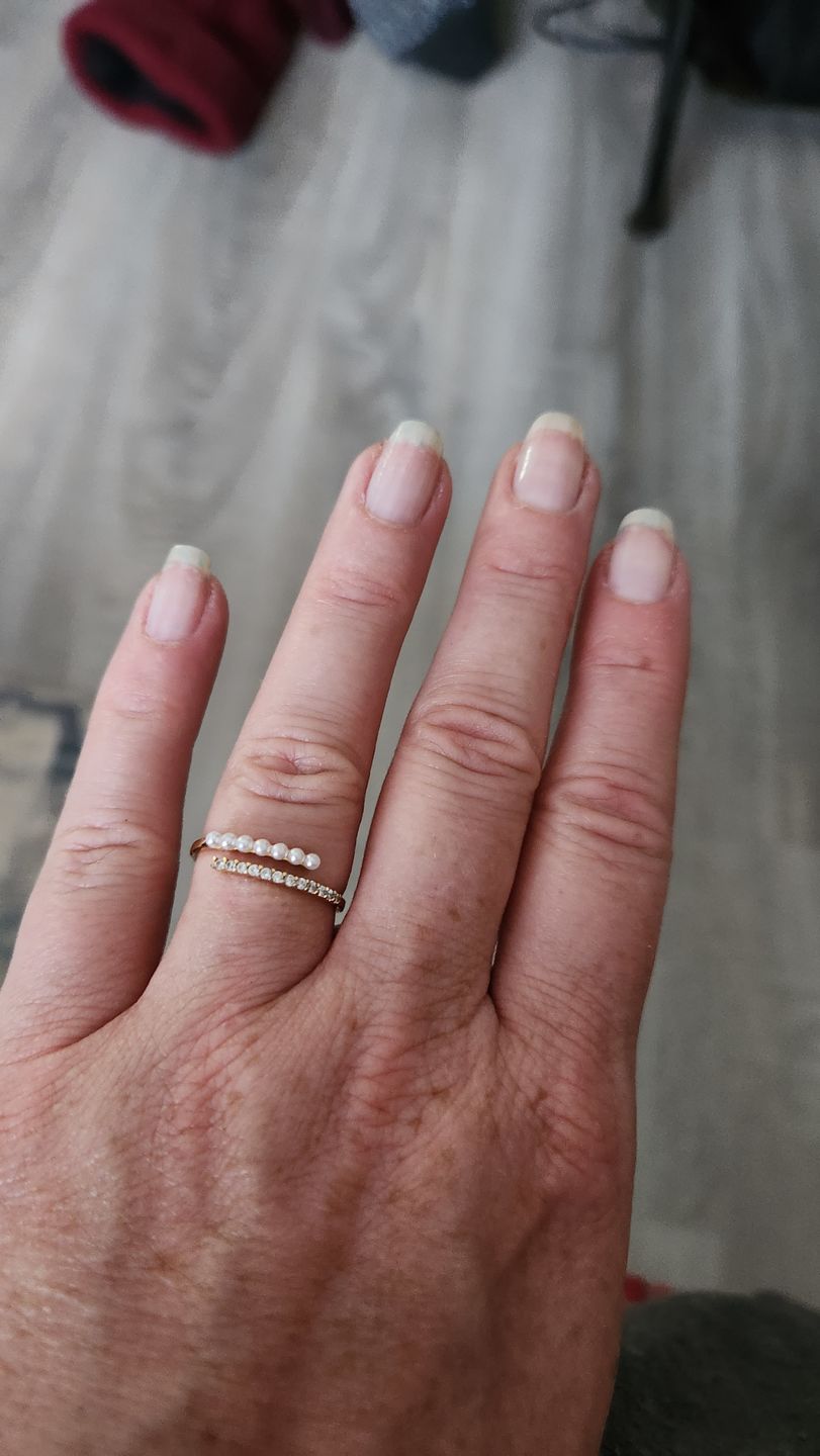 Customer photo review of “Wrap Me” Pearl & Crystal Ring