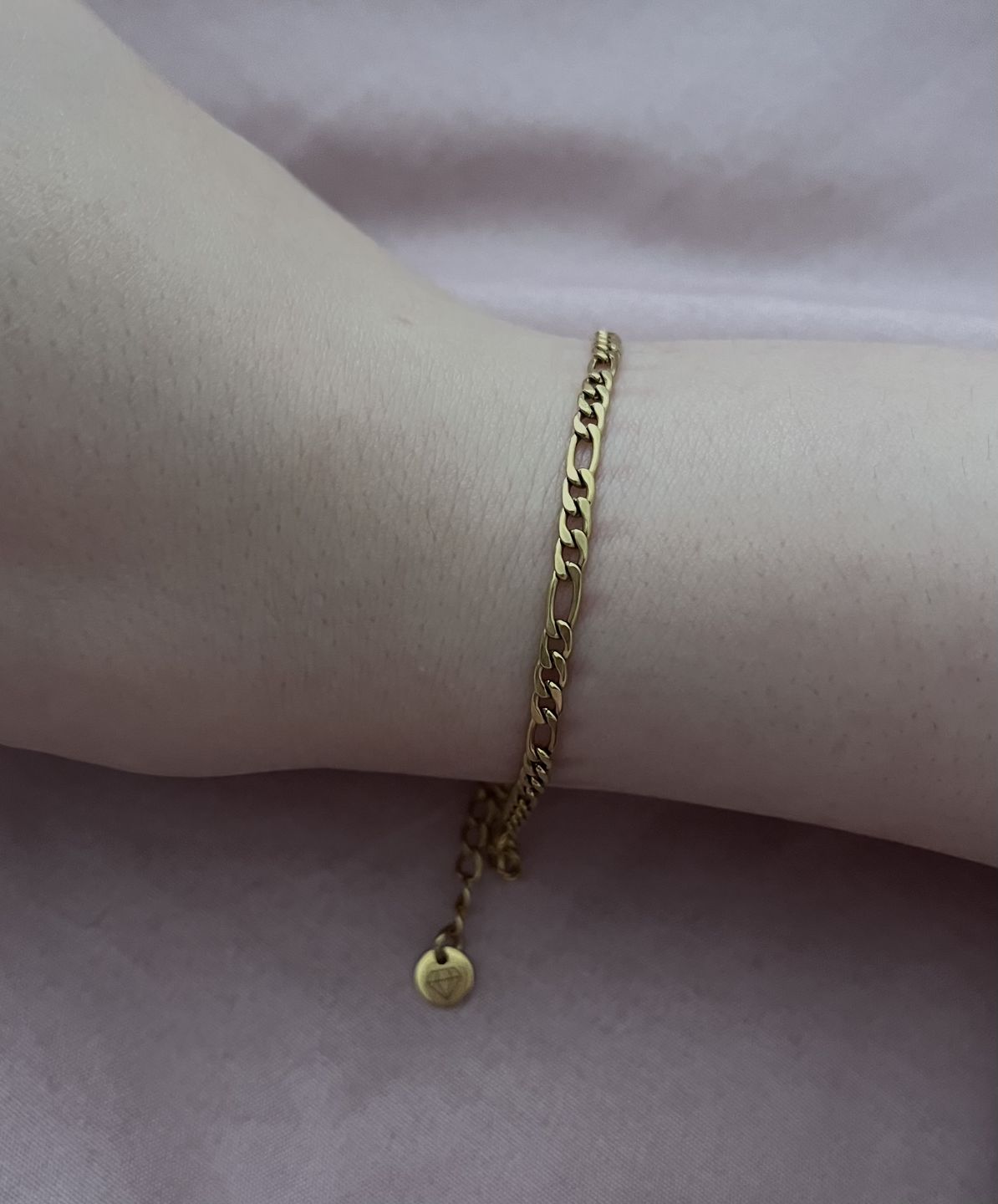 Customer photo review of Classic Armband | 18K vergoldet