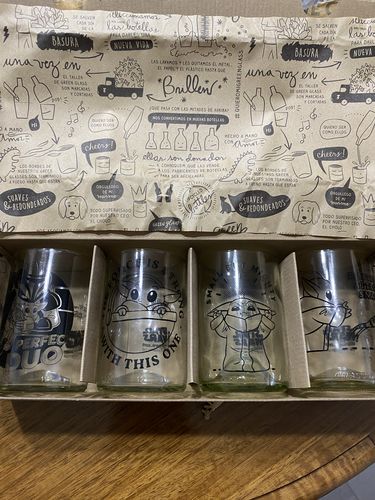 Customer photo review of STAR WARS GROGU - JUEGO DE 4 VASOS