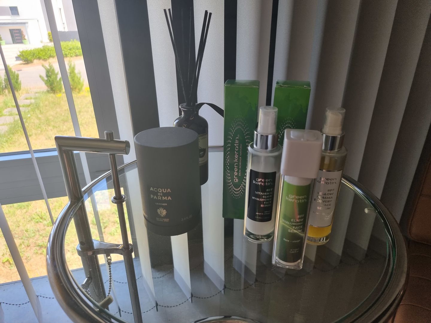 Customer photo review of VITAMINE C ELMW - Sérum à l'acide hyaluronique pour le visage, Sans Parfum