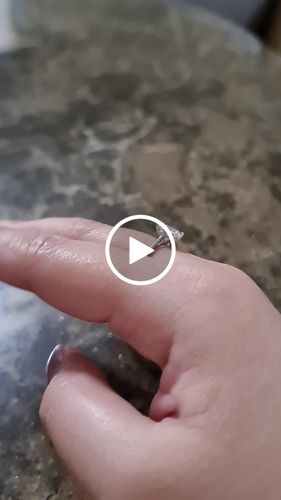 Customer video review of ELLA