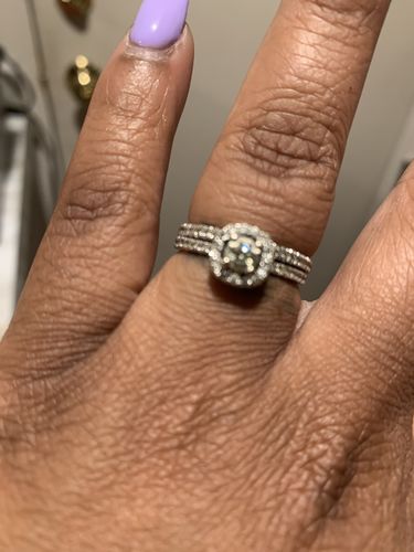 Photo from Quiana F.'s review