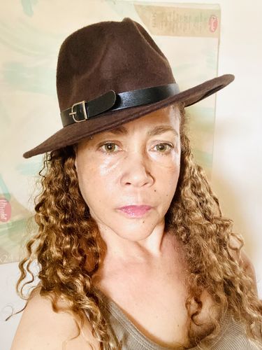 Customer photo review of Curly Chestnut 110G