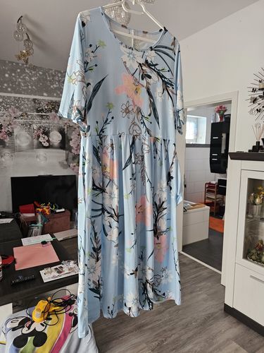 Customer photo review of Luźna sukienka midi z krótkim rękawem