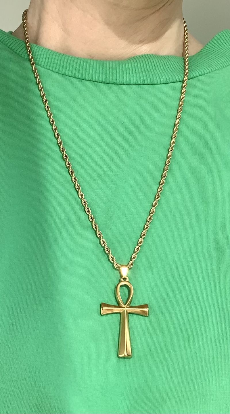 Customer photo review of Rope Necklace