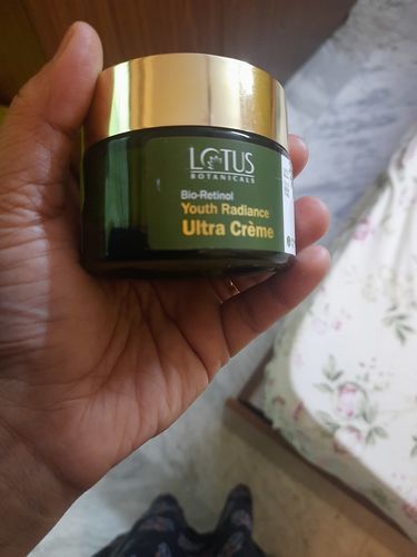 Customer photo review of Bio-Retinol Youth Radiance Anti-Ageing Ultra Crème