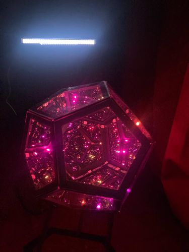 Customer photo review of Ledsen™ ArtLight - Uendelig Dodekaeder Farve Kunst Lys