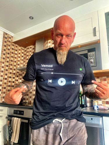 Customer photo review of Your Favorite Song T-Shirt Music Player