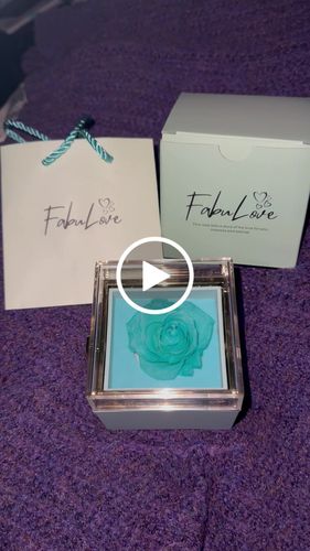 Customer video review of Eternal Rose Box - W/ Engraved Necklace & Real Rose.