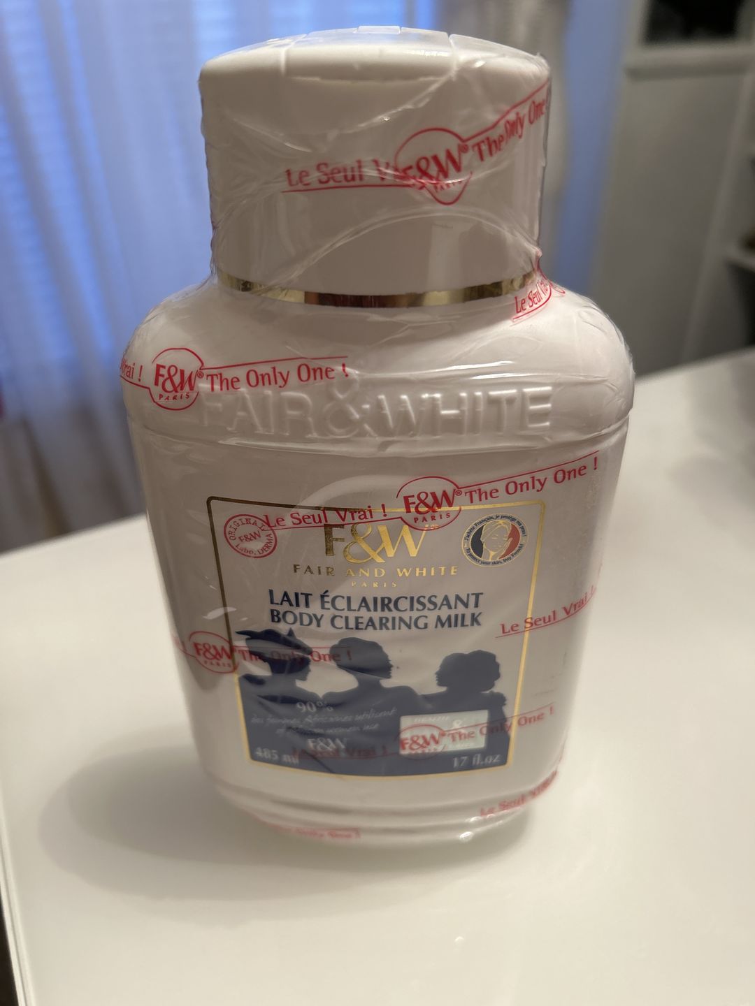 Customer photo review of Fair and White Original Body Clearing Milk Lotion 500 ml / 16.90 fl oz