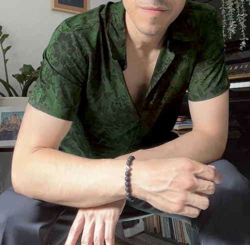 Customer photo review of Hommes Floral Vert foncé Hawaïen Vintage Soft Rayon Beach Holiday Button Up Chemise à manches courtes