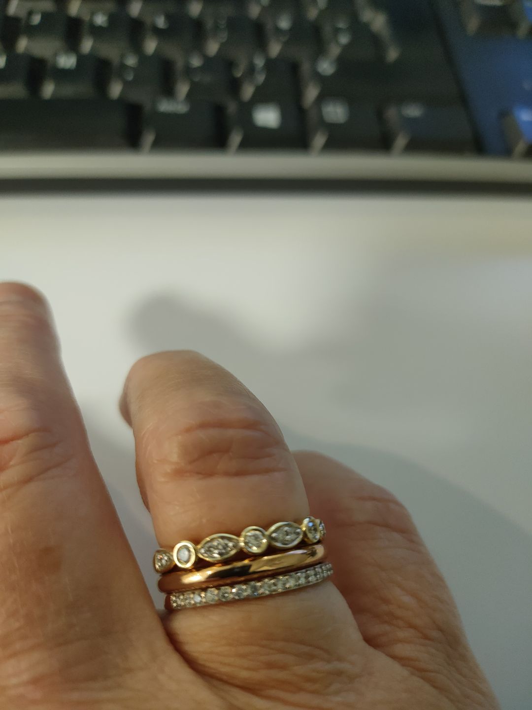 Customer photo review of Rose Gold 2mm Wonder Ring
