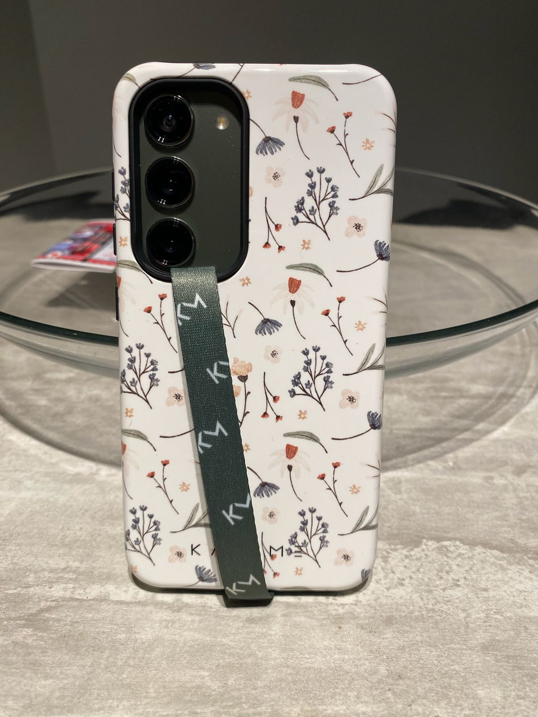Customer photo review of Mia