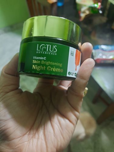 Customer photo review of Vitamin C Skin Brightening Night Crème