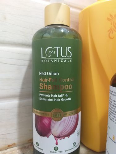 Customer photo review of Red Onion Hair-Fall Control Shampoo