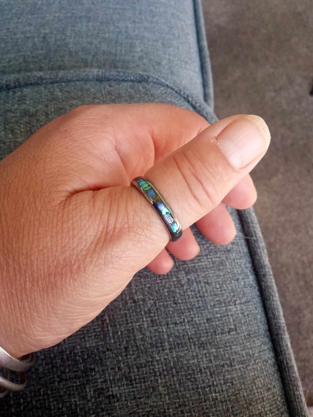 Customer photo review of The Neptune 4mm Wonder Ring