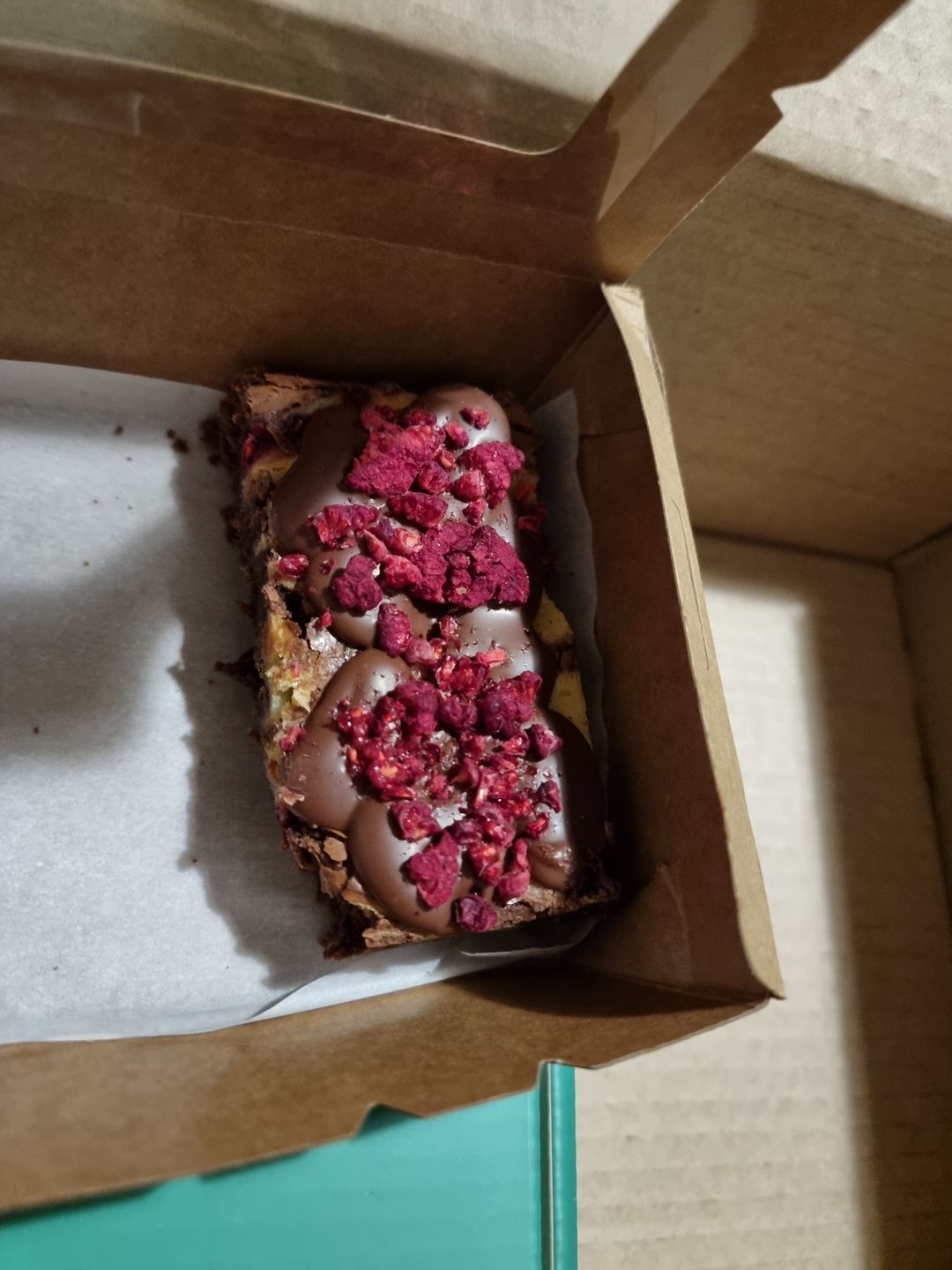 Customer photo review of Mini cheesecake brownie
