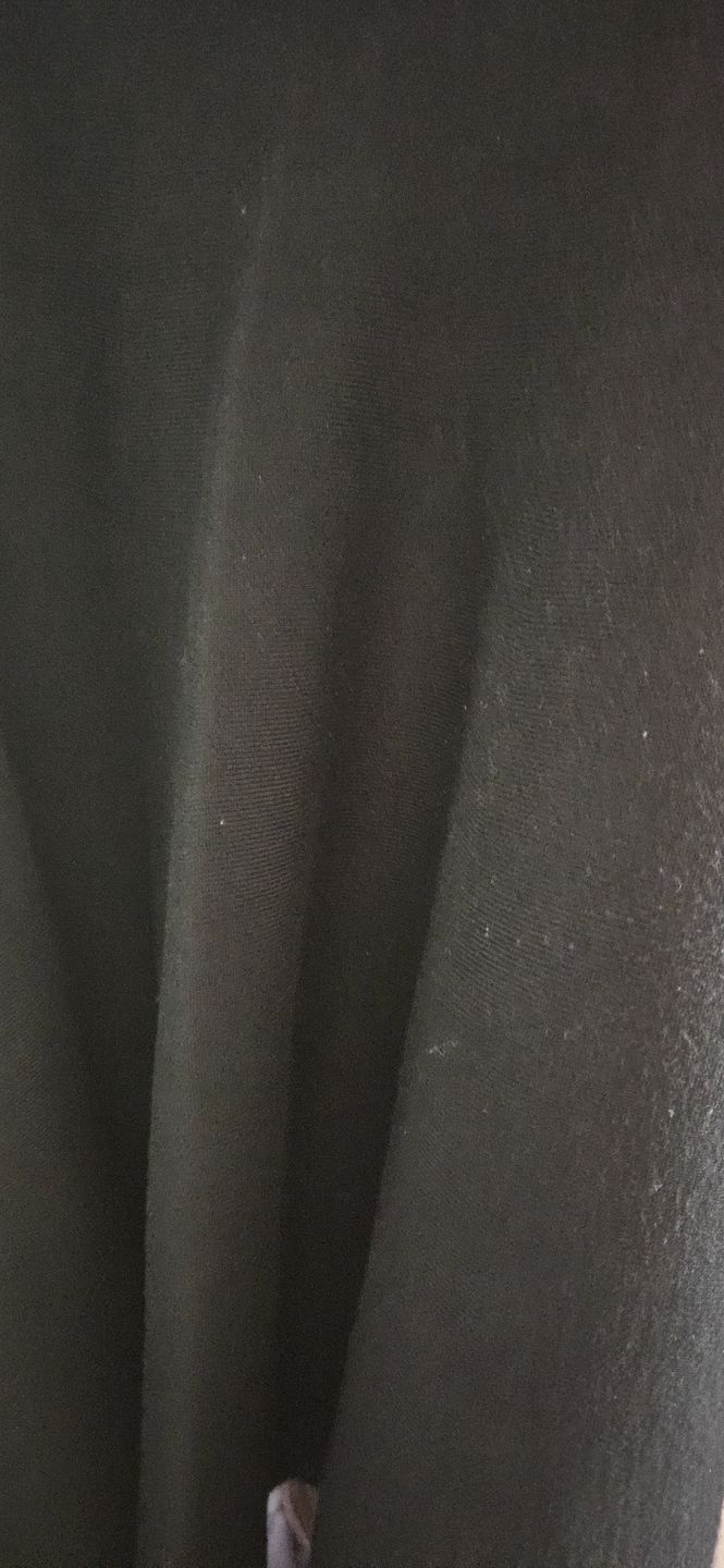 Customer photo review of AMAZING  MM SKIRT - YEAR ROUND BLACK