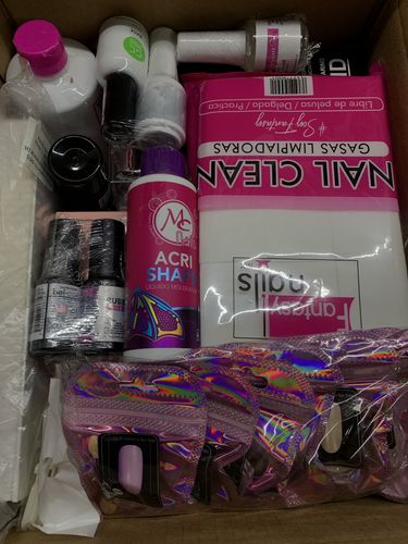 Customer photo review of Crystal Glue Fantasy Nails