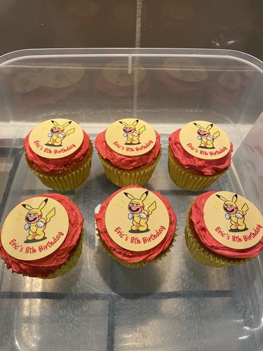 Customer photo review of 15 x 5 cm Pre-cut Standard Cupcake Custom Edible Icing Images