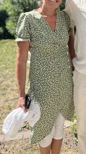 Customer photo review of Floral print button short sleeve dress